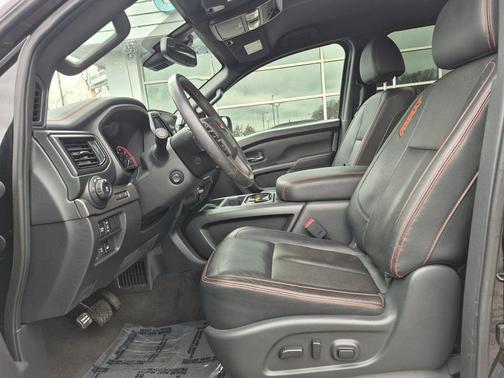 2020 Nissan Titan PRO-4X