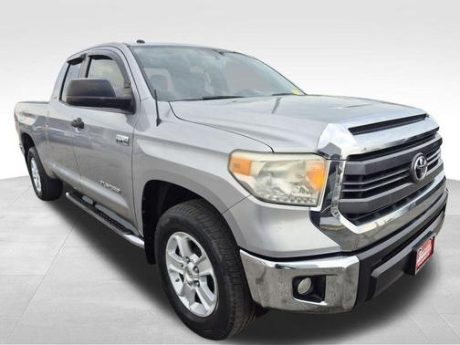 2014 Toyota Tundra SR5