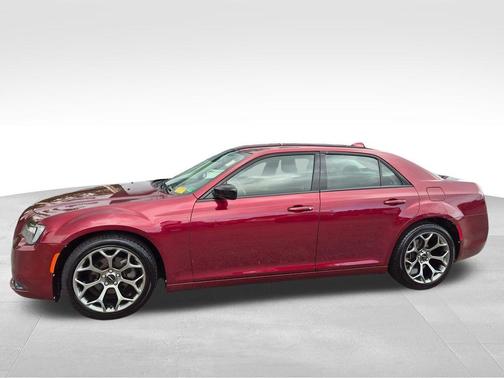 2018 Chrysler 300 Touring