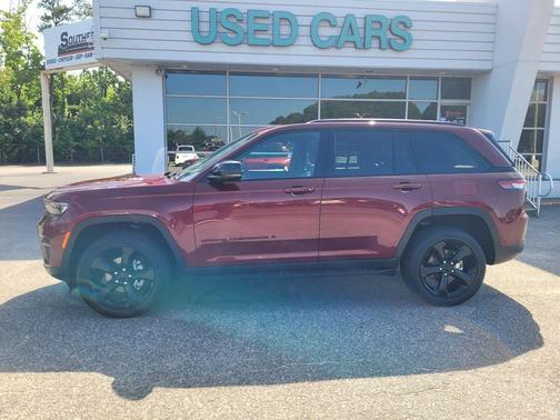 2024 Jeep Grand Cherokee Laredo