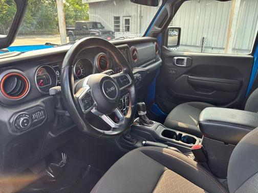 2021 Jeep Gladiator Mojave