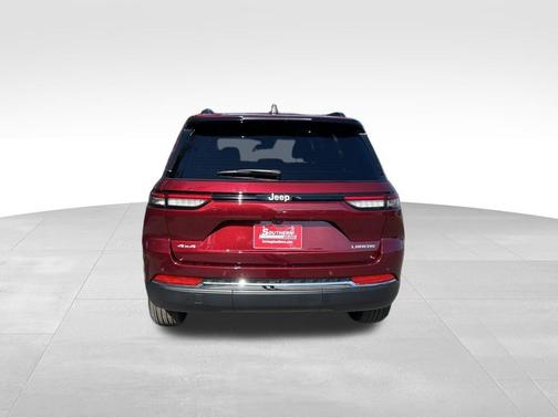 2025 Jeep Grand Cherokee Laredo X