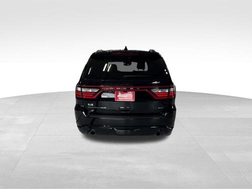 DB Black Crystal Clearcoat 2024 Dodge Durango GT Plus