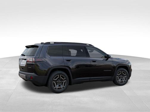 Diamond Black 2026 Jeep Cherokee LAREDO/LIMITED