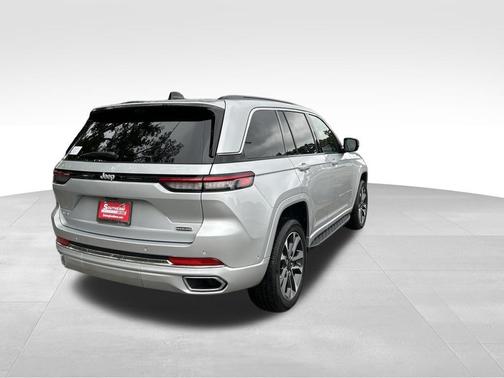 2025 Jeep Grand Cherokee Overland