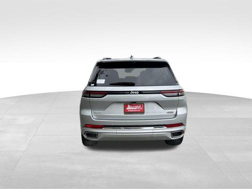 2025 Jeep Grand Cherokee Overland