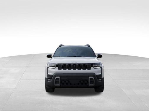 Bright White Clearcoat 2026 Jeep Cherokee Overland