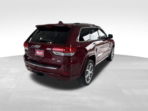 Velvet Red Pearlcoat 2021 Jeep Grand Cherokee Overland