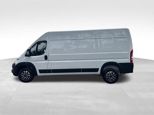 Bright White Clearcoat 2026 RAM ProMaster 2500 High Roof