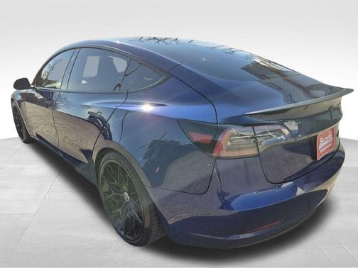 2023 Tesla Model 3 Performance