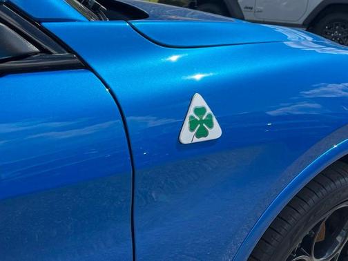 2023 Alfa Romeo Stelvio Quadrifoglio