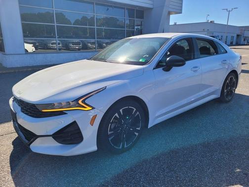 2022 Kia K5 GT-Line