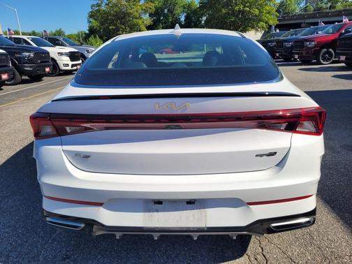 2022 Kia K5 GT-Line
