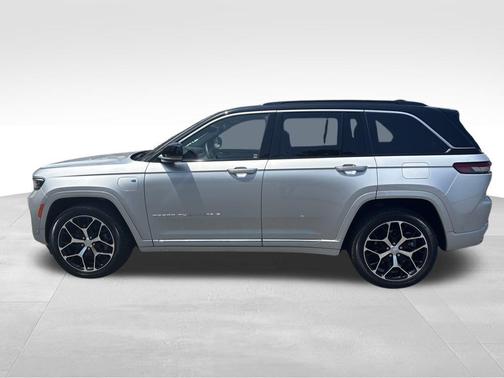 2024 Jeep Grand Cherokee 4xe Summit