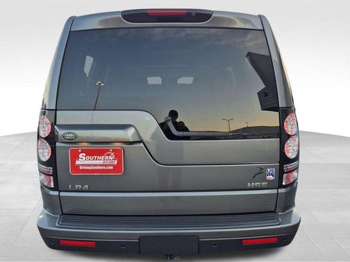 2015 Land Rover LR4 Base