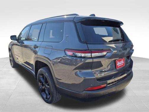 2022 Jeep Grand Cherokee L Laredo