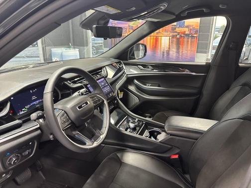 2024 Jeep Grand Cherokee 4xe Trailhawk