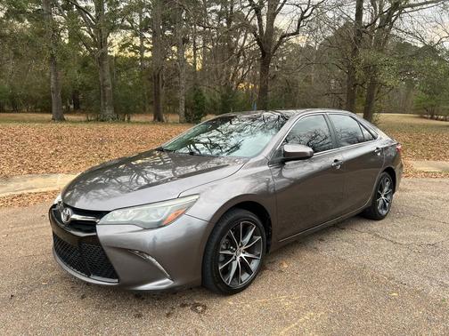 2015 Toyota Camry XSE