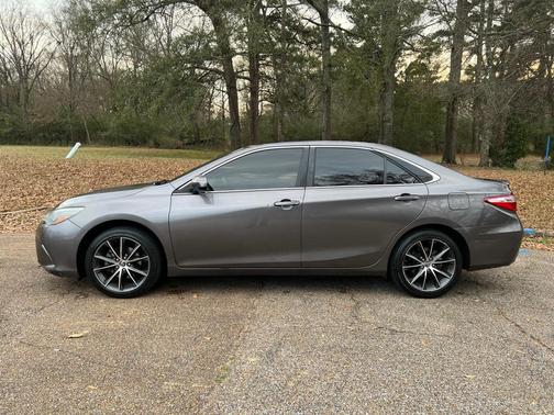 2015 Toyota Camry XSE