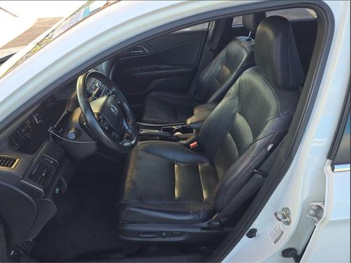 2017 Honda Accord Sport SE