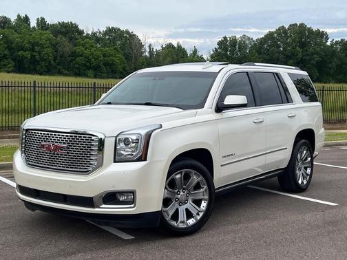 WHITE 2015 GMC Yukon Denali