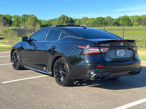 Super Black 2021 Nissan Maxima 3.5 SR