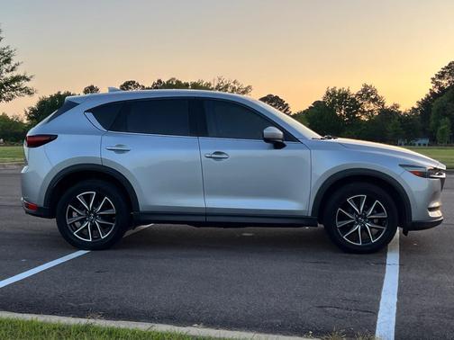 Sonic Silver Metallic 2018 Mazda CX-5 Grand Touring