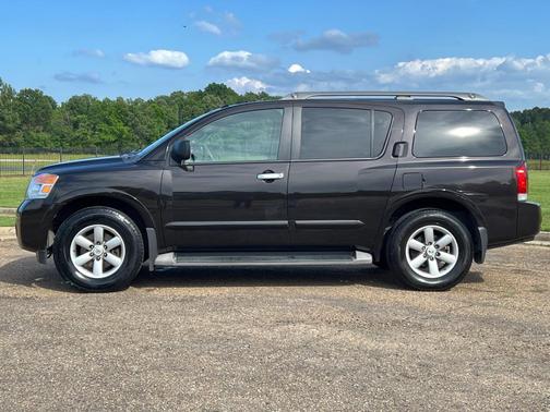 BLACK 2015 Nissan Armada SV