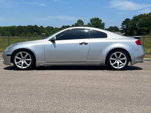 SILVER 2005 INFINITI G35 Base