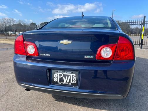 2011 Chevrolet Malibu LS