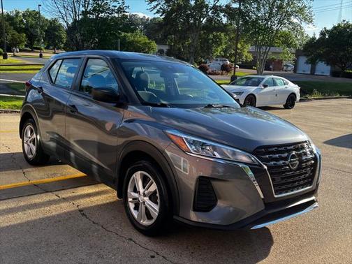 2021 Nissan Kicks S