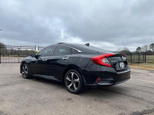 2016 Honda Civic Touring