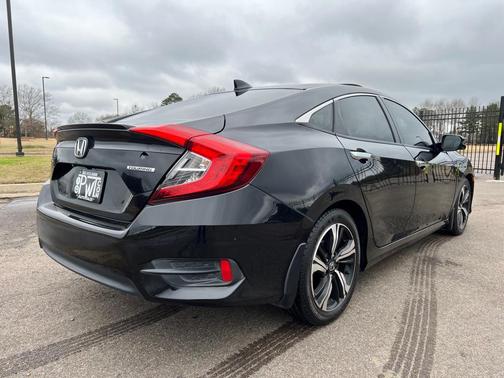 2016 Honda Civic Touring