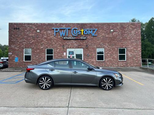 2020 Nissan Altima SR VC-Turbo FWD