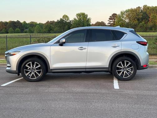 Sonic Silver Metallic 2018 Mazda CX-5 Grand Touring