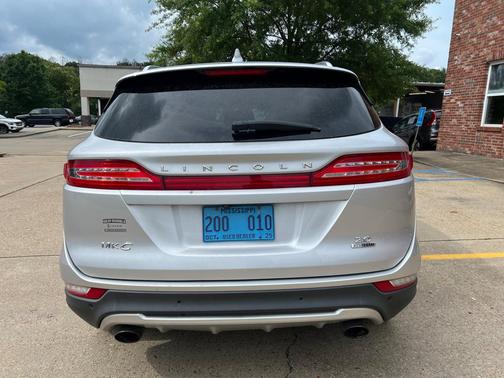 2015 Lincoln MKC Base