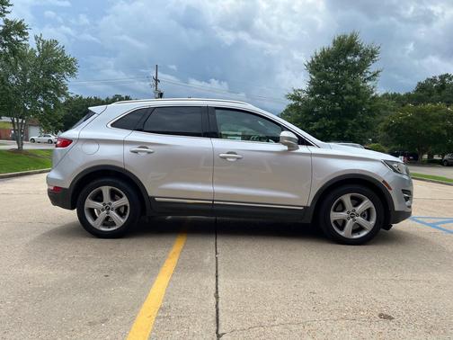 2015 Lincoln MKC Base