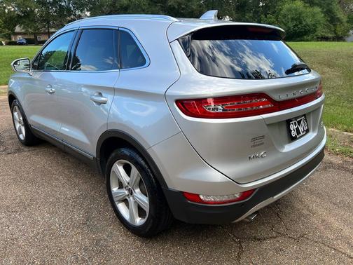 2015 Lincoln MKC Base