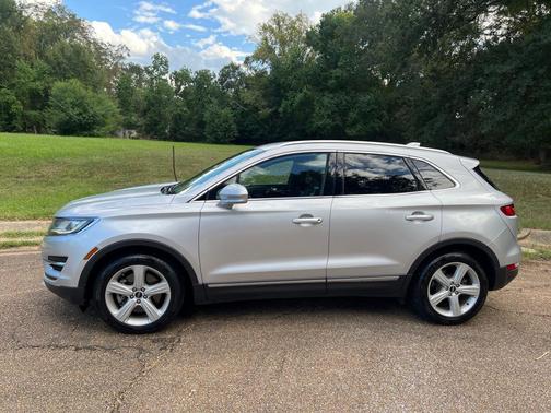 2015 Lincoln MKC Base