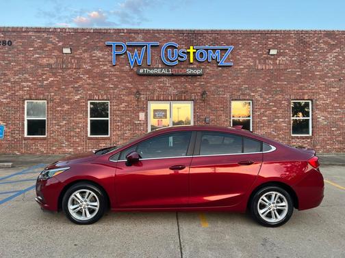 2017 Chevrolet Cruze LT