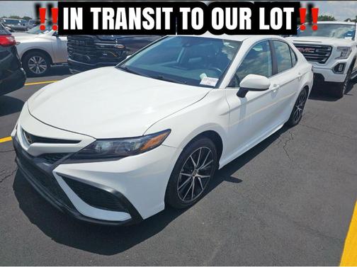 Super White 2021 Toyota Camry SE