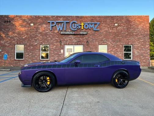 2010 Dodge Challenger SRT8