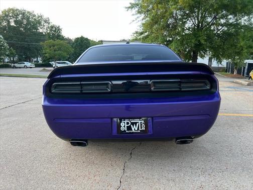 2010 Dodge Challenger SRT8