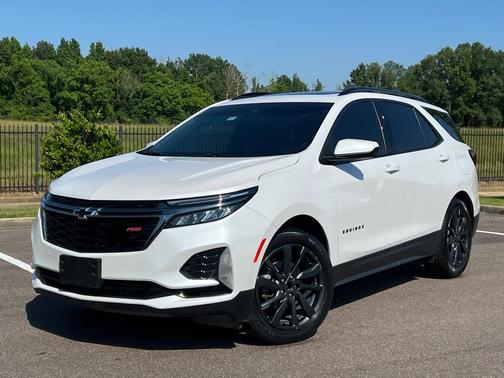 WHITE 2023 Chevrolet Equinox FWD RS