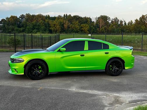 Pitch Black Clearcoat 2019 Dodge Charger R/T