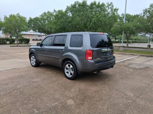 Polished Metal Metallic 2012 Honda Pilot EX