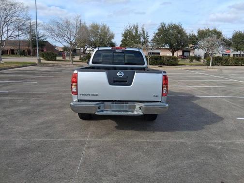 2010 Nissan Frontier SE