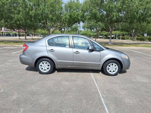 2012 Suzuki SX4 LE