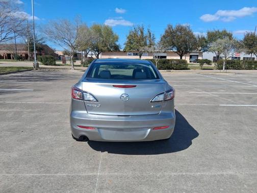 2013 Mazda Mazda3 i Sport