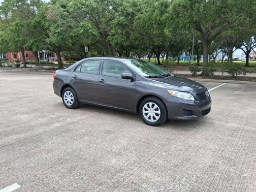 2010 Toyota Corolla LE